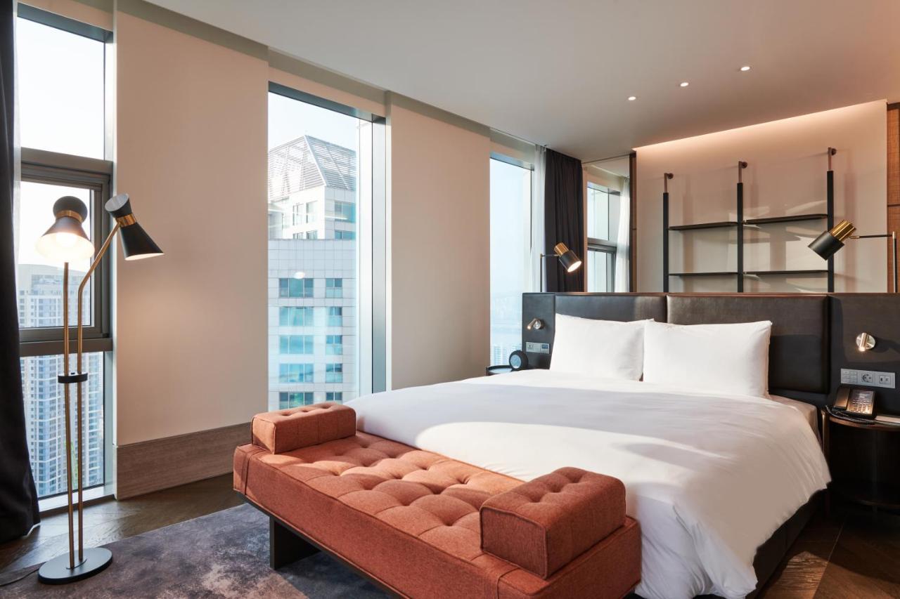 Nine Tree Premier Rokaus Hotel Seoul Yongsan Exteriör bild
