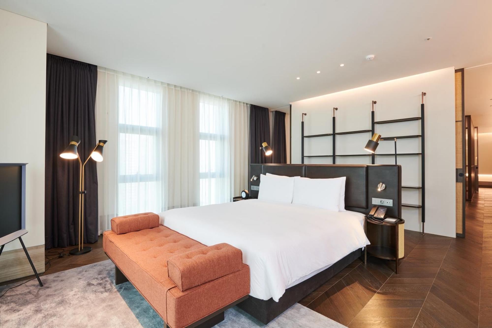 Nine Tree Premier Rokaus Hotel Seoul Yongsan Exteriör bild